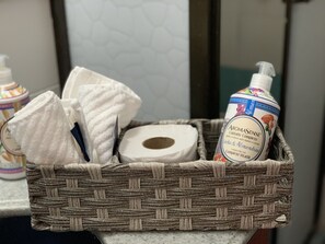 Équipements de salle de bain