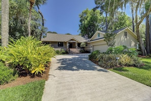 142 North Sea Pines Drive - 5 Bedroom Sea Pines Near Ocean Home