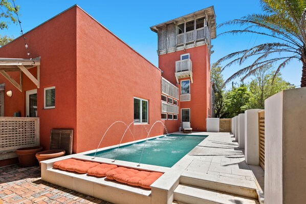 Heated Saltwater Pool with 5 Spa Jets at the Bench and 3 Water Spouts