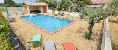 pool