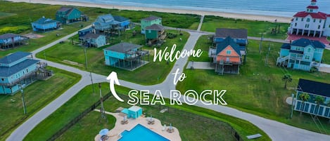 Welcome to Sea Rock! Ideally located between the pool and the beach for endless fun!