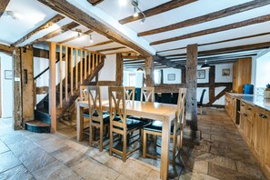 main house kitchen dining to sit up to 23