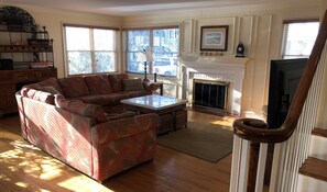 Living Room (Main Floor) - Picture 2 of 4
