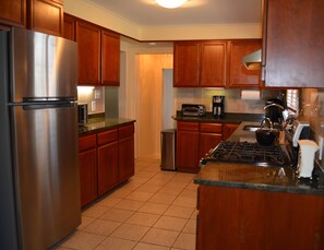 Kitchen (Main Floor) - Picture 1 of 3
