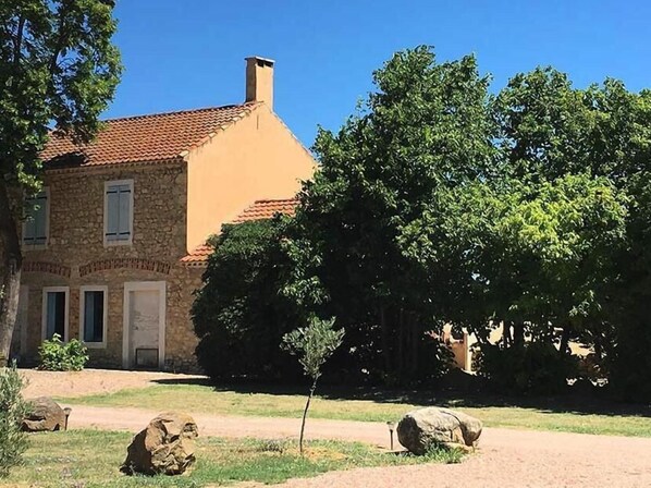 Extérieur