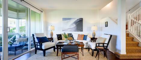 Welcome Home to this Beautiful modern beach townhome!