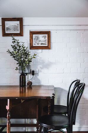 Boutique Castlemaine Accommodation (2)