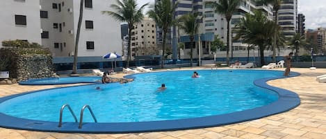 Área das piscinas 