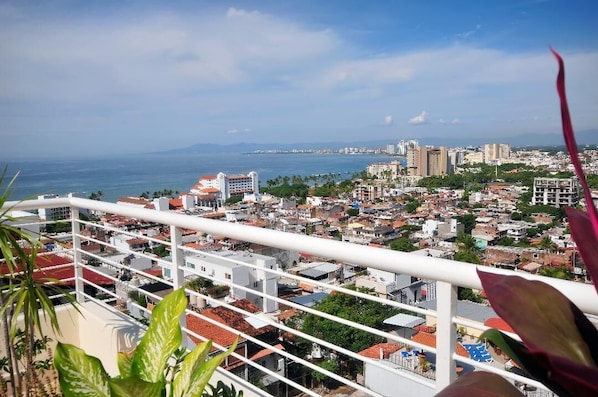 Rooftop Observation Deck:
panoramic views of ocean, village & mountains behind
