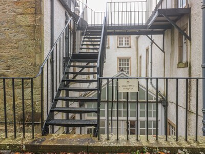 Upper West Wing Flat, CUPAR, FIFE