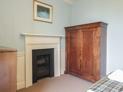 Upper West Wing Flat, CUPAR, FIFE