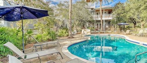 Welcome to Sand Pointe - Soak up the Summer Sun next to the Pool!