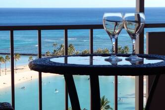 Posh & Lavish ... 2 ADJOINING SUITES ... Direct Ocean Views