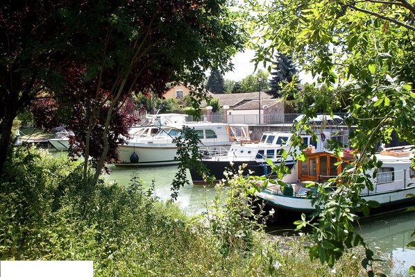 Marina