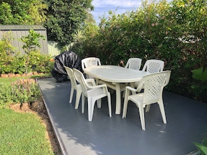 Outdoor dining