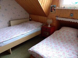 Ferienwohnung 2, 50 qm, 2 Schlafzimmer, überdachte Terrasse, max. 3 Personen