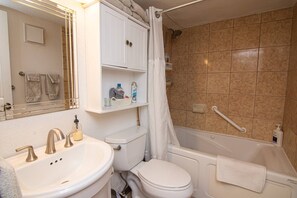 Bathroom with Tub/Shower Combo
