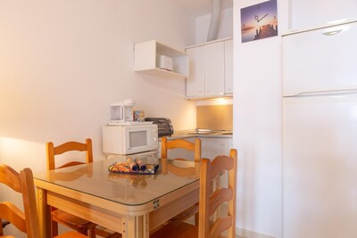 Holiday Apartment Edificio Apolo with Terrace & Air Conditioning; Street Parking Available