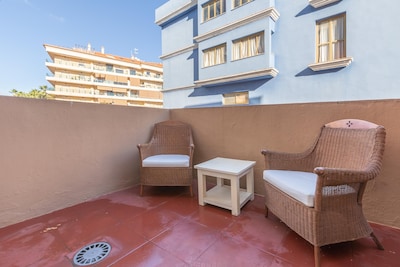 Holiday Apartment Edificio Apolo with Terrace & Air Conditioning; Street Parking Available