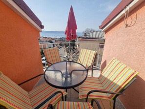 balcony with sea view