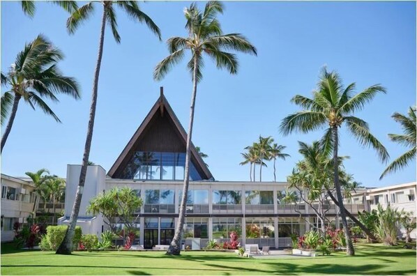 Maui Beach Hotel