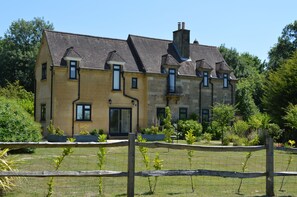 Private enclosed garden