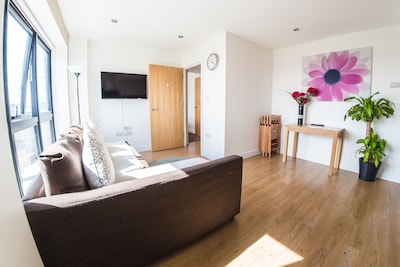 2 Bedroom Apartment at Ilford Tower Apartments