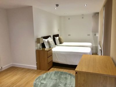 2 Bedroom Apartment at Ilford Tower Apartments