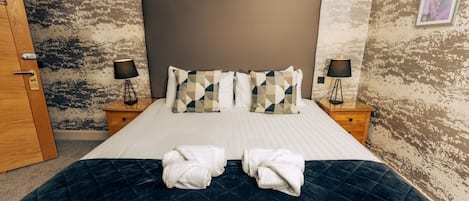 Snowdrop - Deluxe Double Room