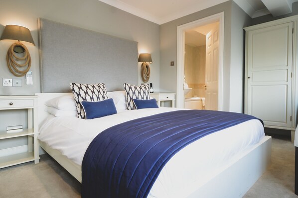The Needles double en-suite room