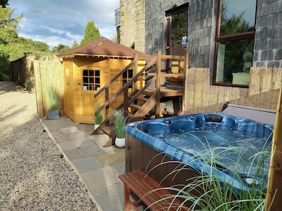 Cottage-Private Bathroom-BILSDALE