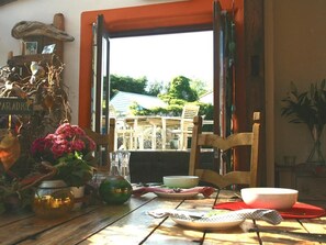 Breakfast area at Lower Barns