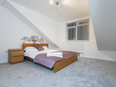 Lovely 2 bedroom apartment near Leeds - Ruth B