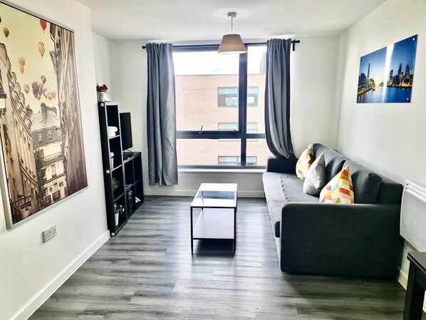 Living Room / Lounge
