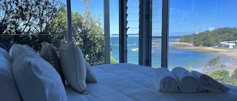 Main bedroom with lighthouse and ocean view and ensuite 