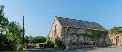 Duck Cottage and The Hayloft