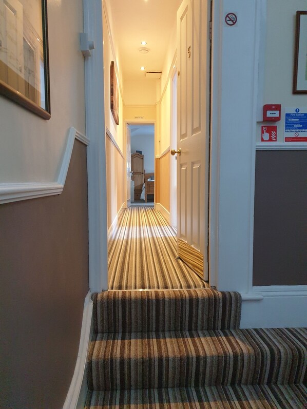 Flat 5 Entrance and Hallway