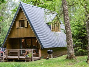 Pflanze, Gebäude, Baum, Haus, Holz, Fenster, Die Architektur, Biome, Gehölz, Schatten