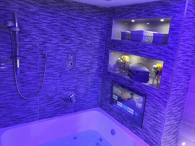 Jacuzzi Apartment 3 at Livit Serviced Apartments