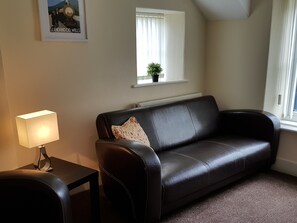 Apartment 2 - Lounge
