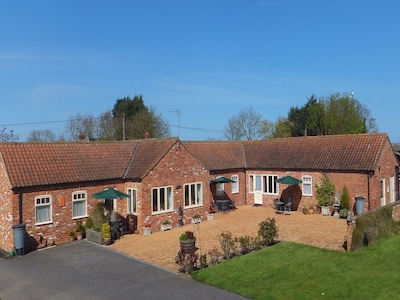 Pheasant Cottage at West View