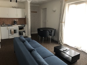 Sitting/living/ kitchen area
