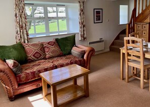 Snowdrop Cottage living room