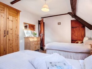 The Stable twin room