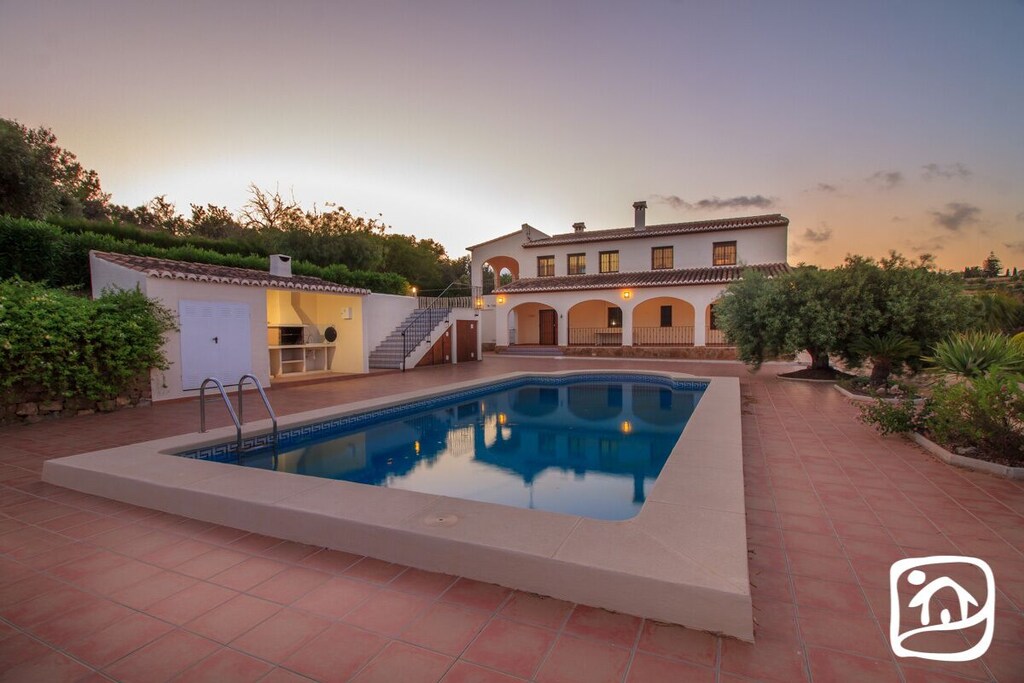 Picture of villa