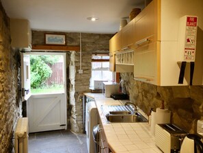 Kitchen, Wayside Cottage