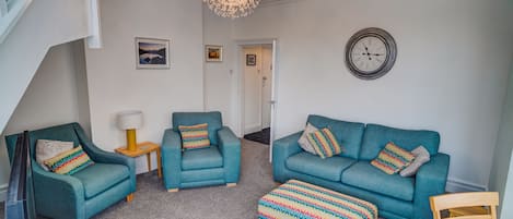 Lounge flat 4