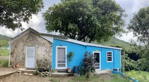 Blue portion is the air bnb. Stone portion is the neighboring unit. 