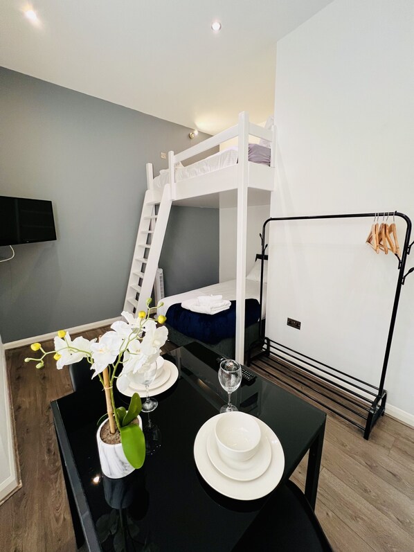 Twin Studio Apartment