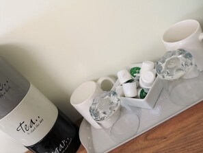 Kaffee und/oder Kaffeemaschine